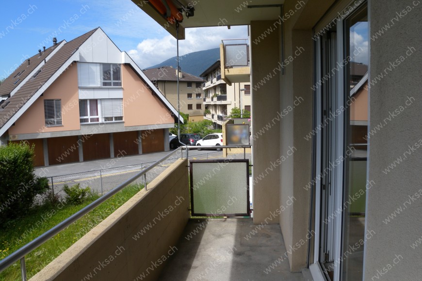 Appartement de 4 pièces, 96 m2, à Cortaillod - Balcon - terrasse 