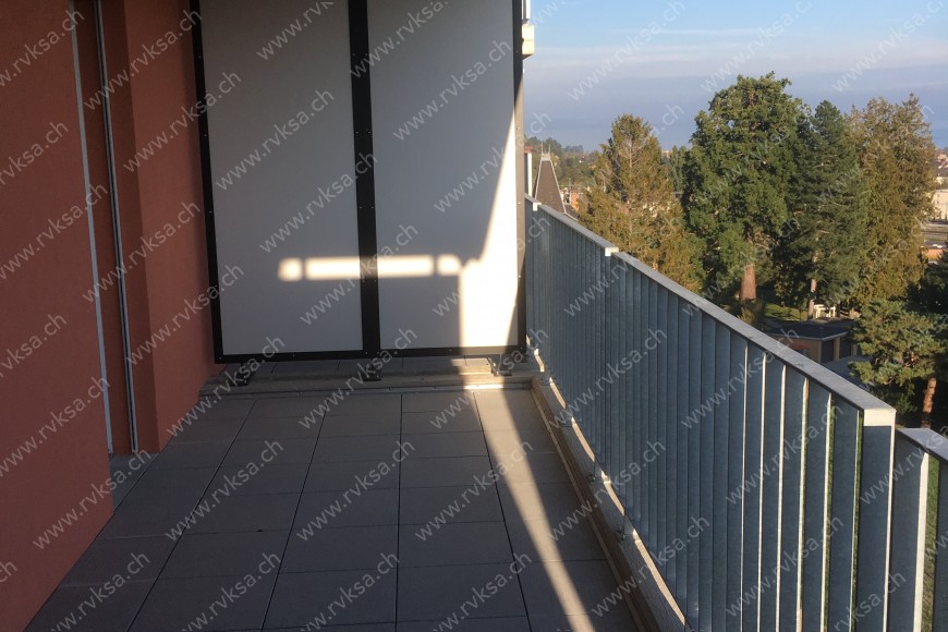 Appartement de 3 pièces, 69.9 m2, à Bôle - Balcon - terrasse 