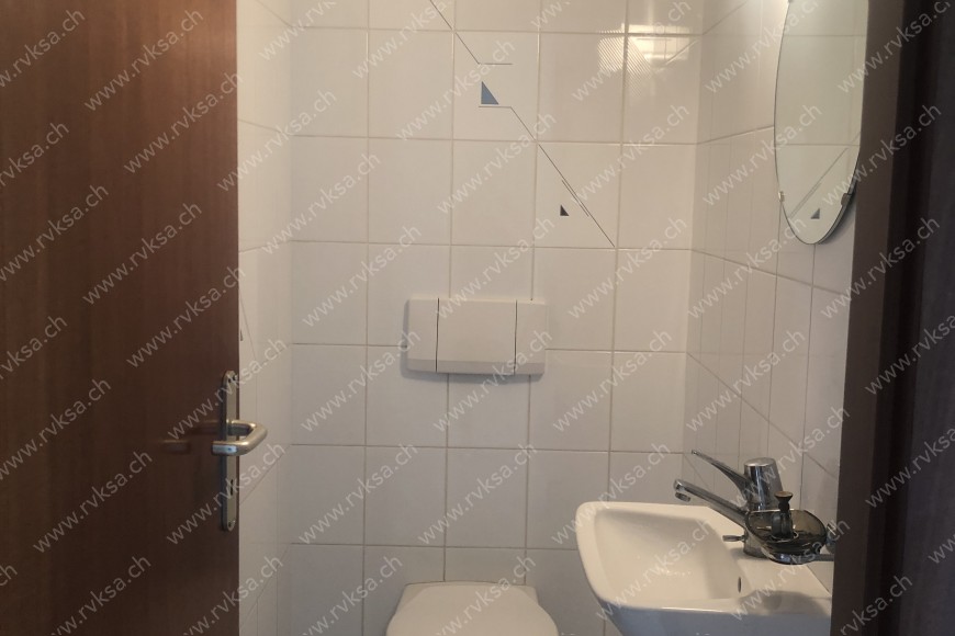 Appartement de 4.5 pièces, 100 m2, à Boudry - WC séparé 