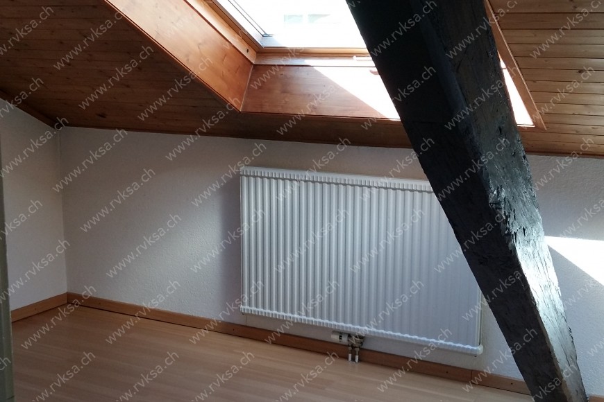 Appartement de 3.5 pièces, 52  m2, à Neuchâtel - Chambre N°1 