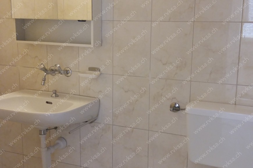 Appartement de 5.5 pièces, 128  m2, à Peseux - Salle de bain 