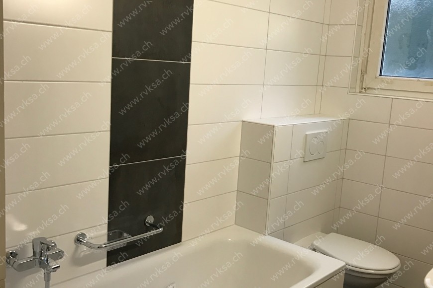 Appartement de 3 pièces, 60 m2, à Neuchâtel - Salle de bain 