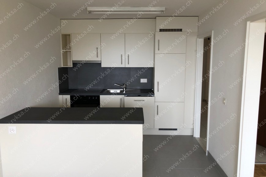 Appartement de 2.5 pièces, 69  m2, à Hauterive - Cuisine 