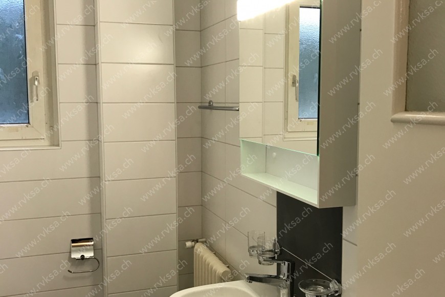 Appartement de 3 pièces, 60 m2, à Neuchâtel - Salle de bain 