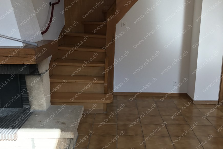 Appartement de 4.5 pièces, 98 m2, à Peseux - Séjour 