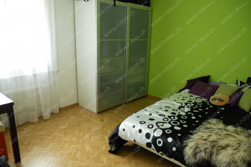 Appartement de 4.5 pièces, 84  m2, à Bôle - Chambre N°2 